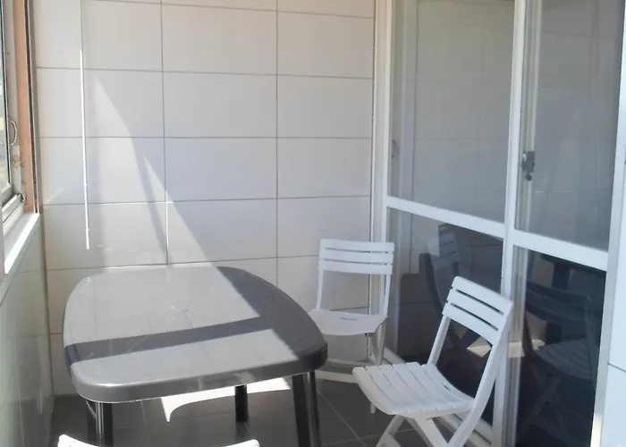 Διαμέρισμα Lumineux Pres Des Thermes Avec Balcon Et Wifi - Fr-1-503-68 *