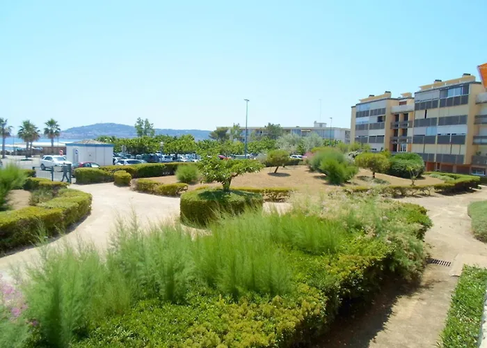 Lumineux Pres Des Thermes Avec Balcon Et Wifi - Fr-1-503-68 Διαμέρισμα *